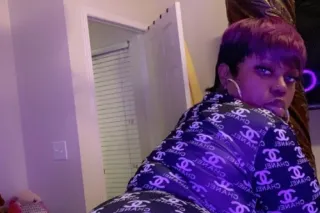 Head Doctor is in taking calls... - Image 4