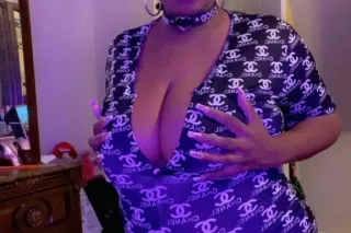 Head Doctor is in taking calls - Image 8