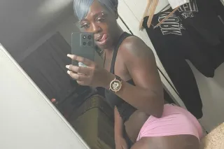 🌹 I WANT 2 SWALLOW THE DICK NOT SUCK IT💦🧠🌹WET , WARM AND GRIPPY WET VIBES ONLY - Image 5