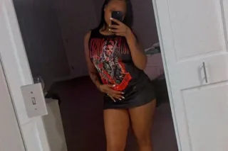 young with good pussy - Image 2