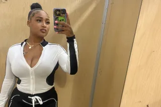 young with good pussy - Image 3